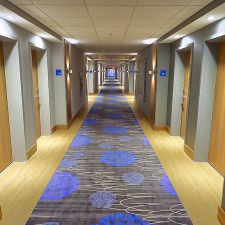Holiday Inn Express & Suites Vaudreuil-Dorion By Ihg Екстериор снимка