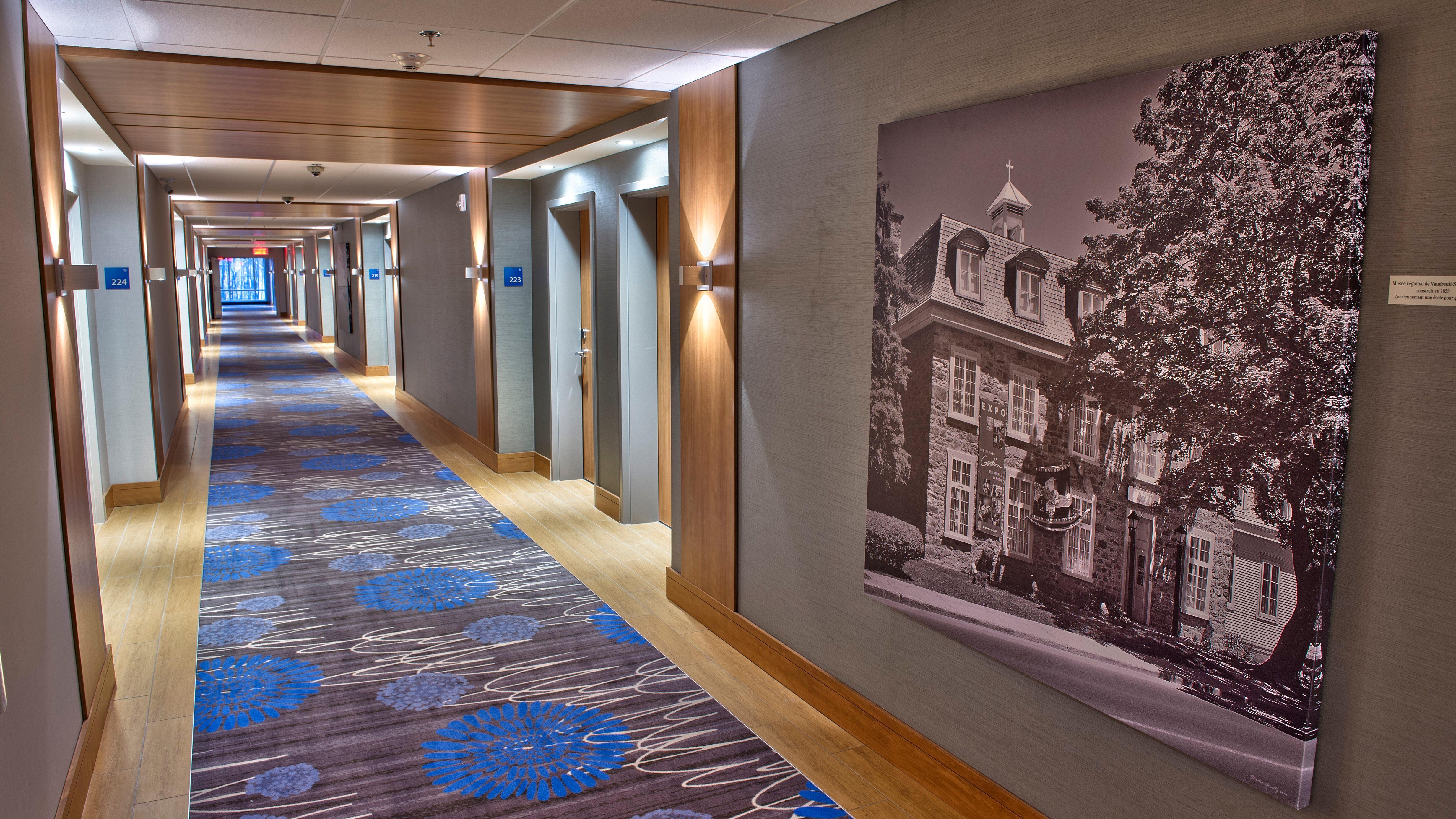 Holiday Inn Express & Suites Vaudreuil-Dorion By Ihg Екстериор снимка