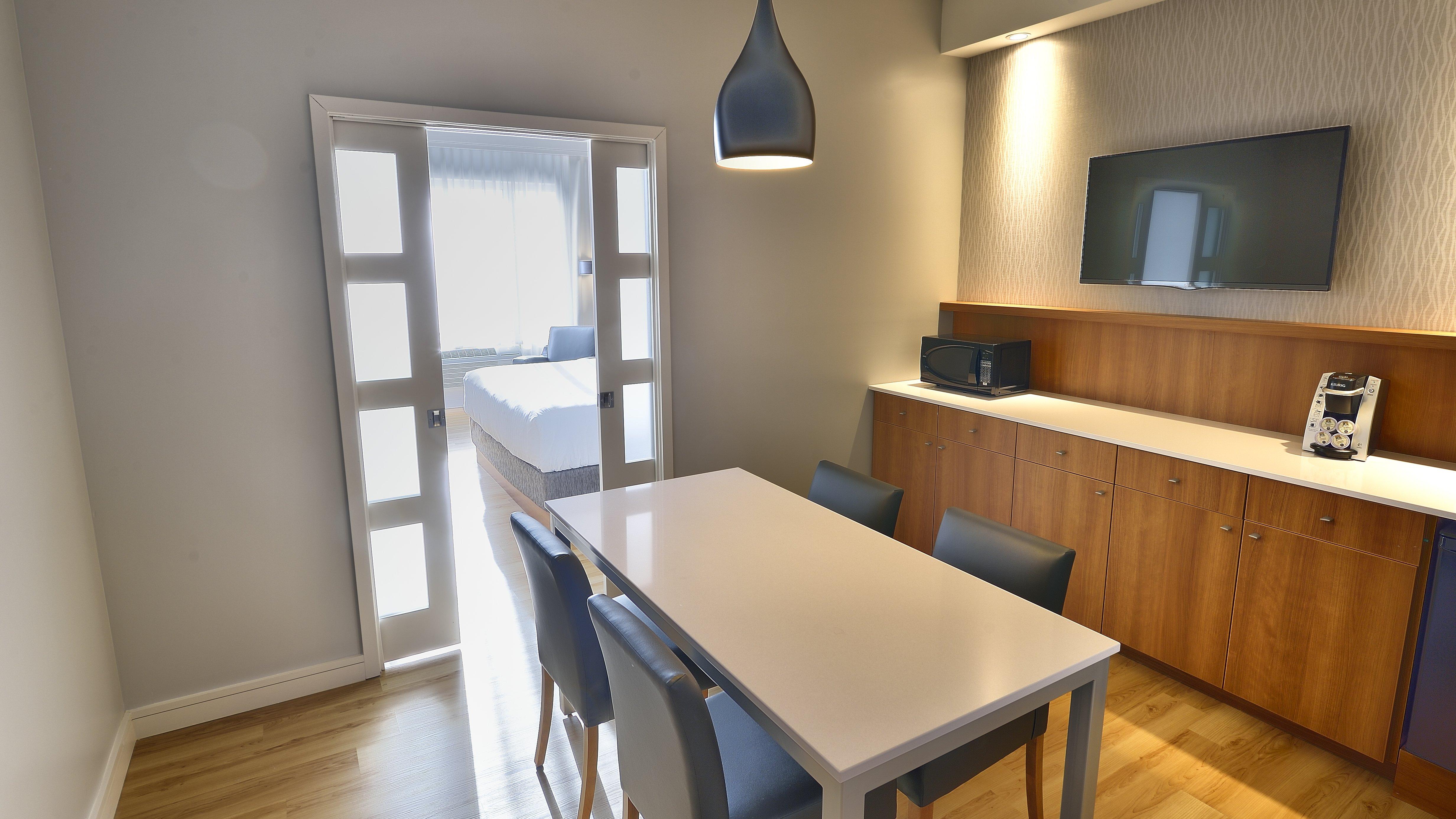 Holiday Inn Express & Suites Vaudreuil-Dorion By Ihg Екстериор снимка