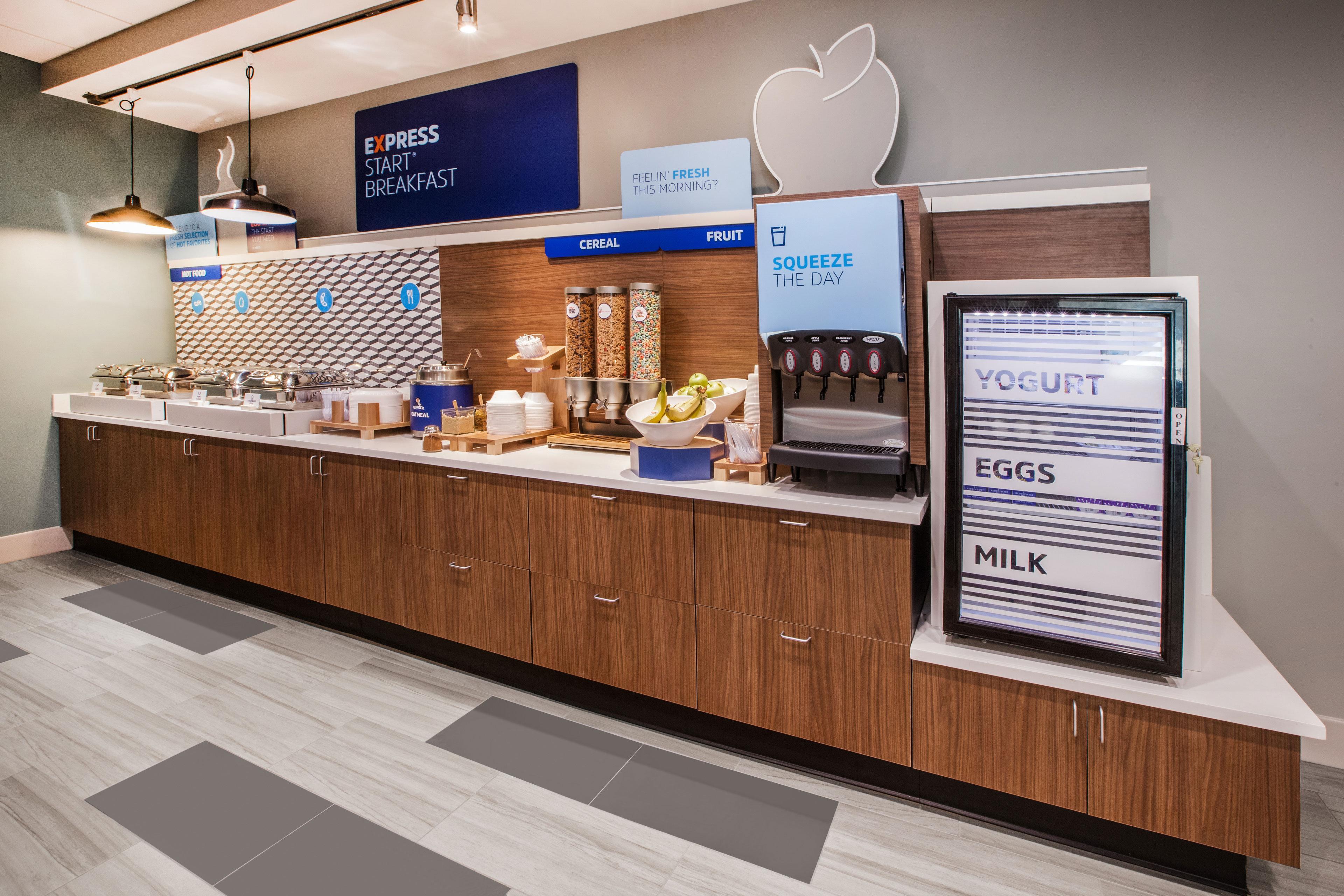 Holiday Inn Express & Suites Vaudreuil-Dorion By Ihg Екстериор снимка