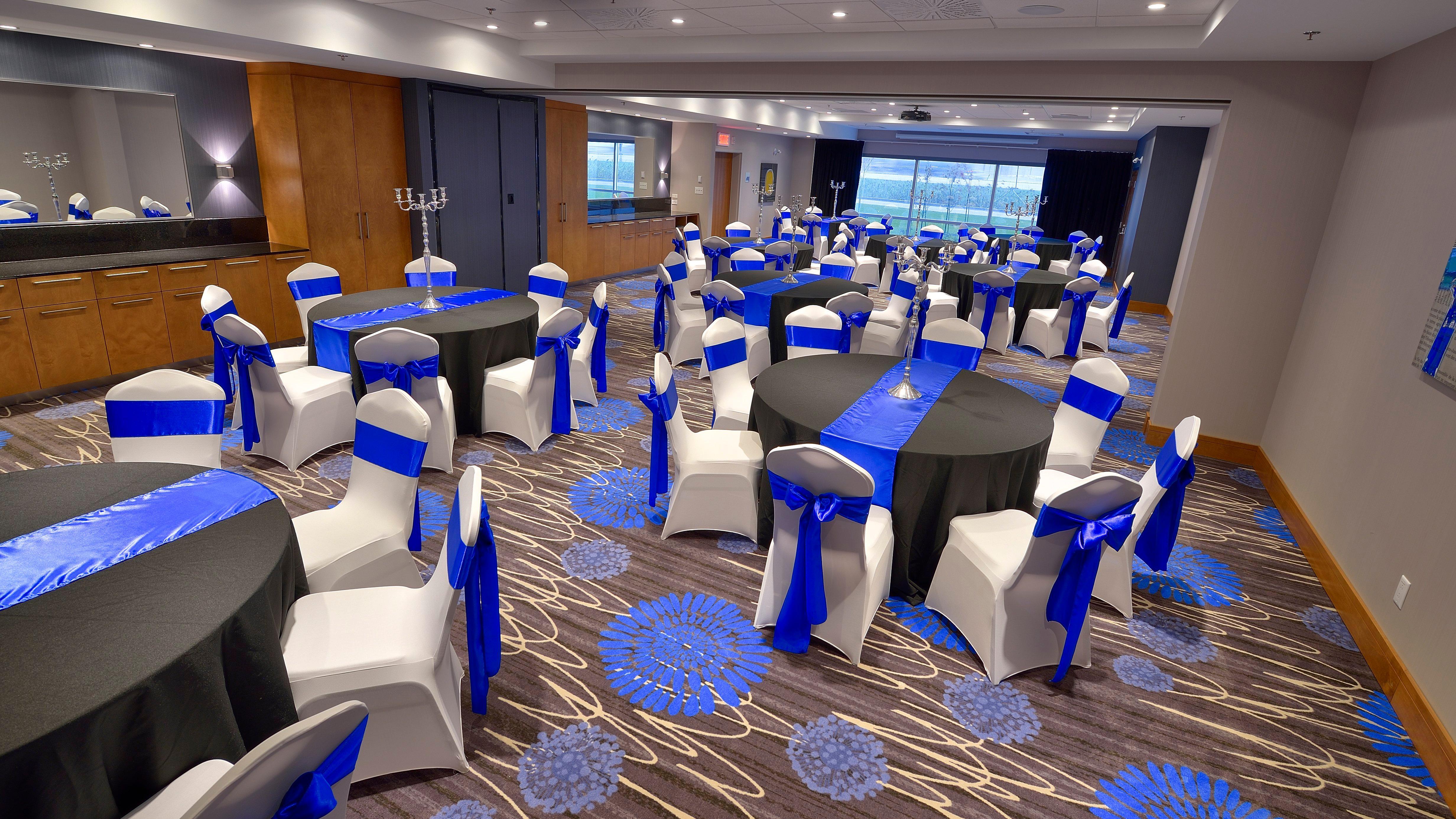 Holiday Inn Express & Suites Vaudreuil-Dorion By Ihg Екстериор снимка