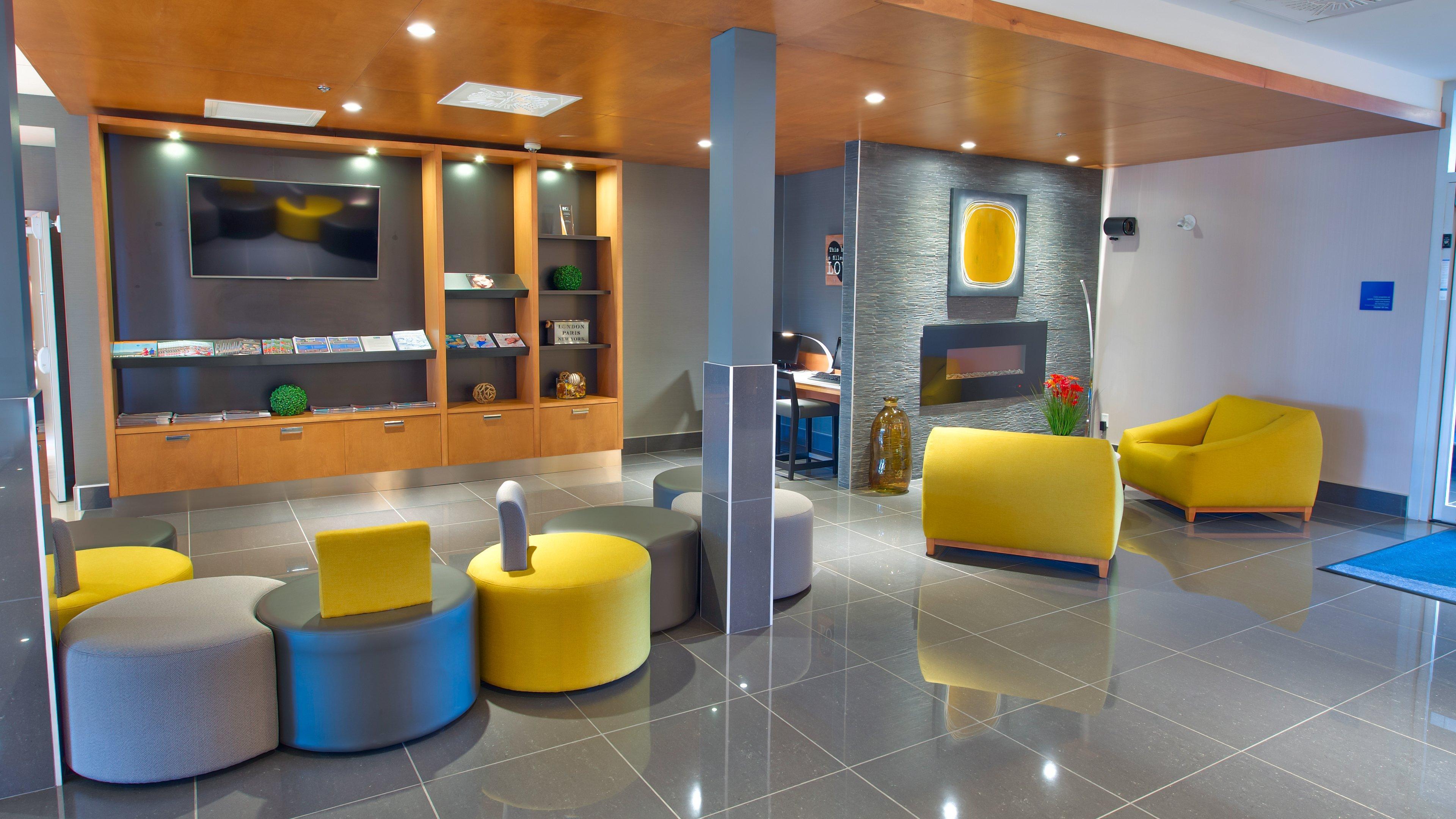 Holiday Inn Express & Suites Vaudreuil-Dorion By Ihg Екстериор снимка